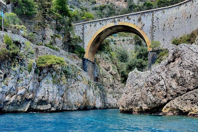 From Positano or Praiano: 2H Private Amalfi Coast speed tour - Key Points