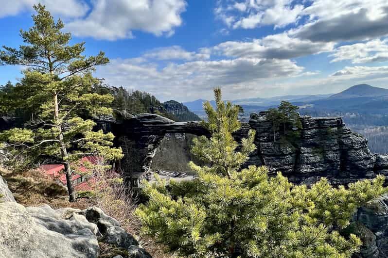 From Prague: Bohemian and Saxon Switzerland Full-Day Tour - Detailed Itinerary Breakdown