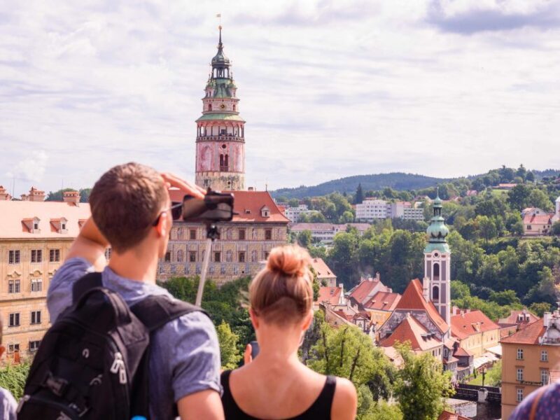 From Prague: Full-Day Cesky Krumlov Tour with Castle Entry - Exploring Cesky Krumlov