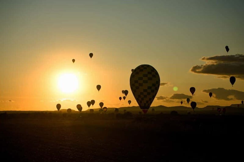 From Prague: Hot Air Balloon Ride with Champagne and Snacks - Key Points