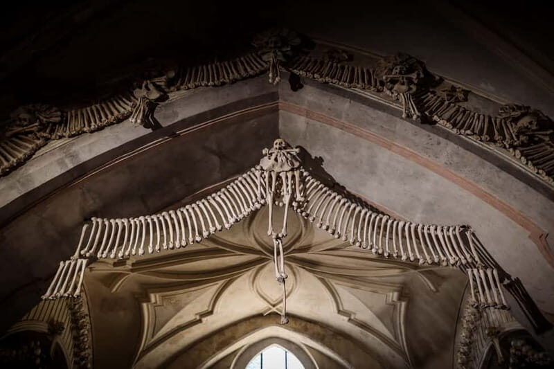 From Prague: Kutná Hora, Bone Church & Folk Museum Tour - From Prague: Kutná Hora, Bone Church & Folk Museum Tour