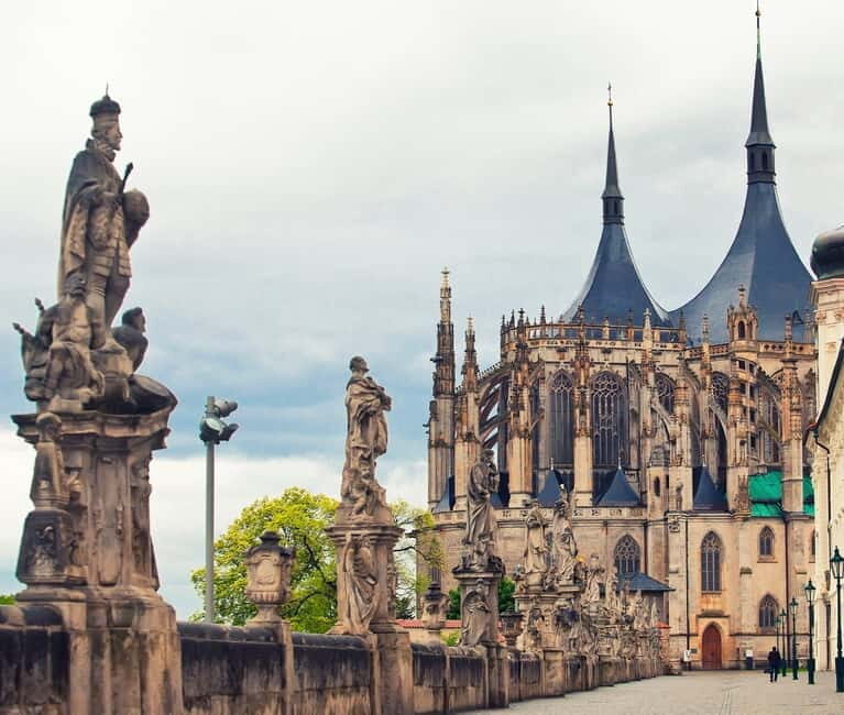 From Prague: Kutná Hora, Bone Church & Folk Museum Tour - Key Points