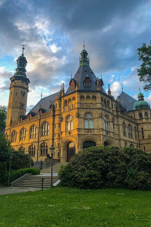 From Prague: Private tour to Liberec and Jetd Tower - FAQ