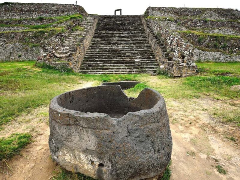 From Puebla: Sacred Private Tour in Cacaxtla and Xochitécatl - Key Points