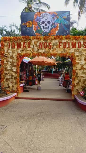 From Puerto Vallarta: San Pancho and Sayulita Cultural Tour - Exploring the Towns: A Walkthrough of the Experience