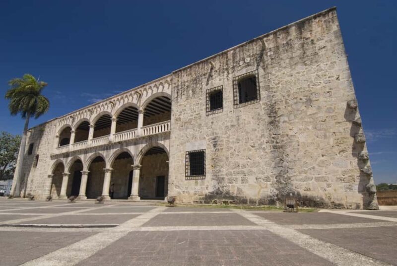 From Punta Cana: Full-Day Santo Domingo City Tour - Exploring Santo Domingo: A thorough look at what to expect