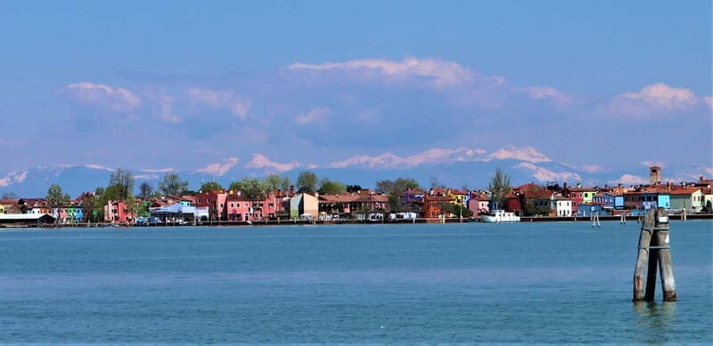From Punta Sabbioni: Murano and Burano with stops - An In-Depth Look at the Experience