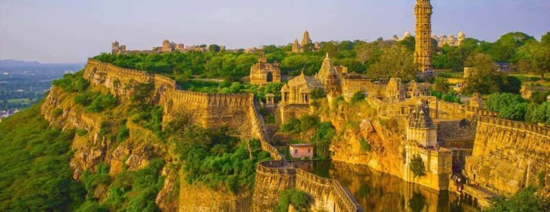 From Pushkar: Chittorgarh Fort Day Trip with Transfers - Exploring Chittorgarh Fort: A Fortress of Legends