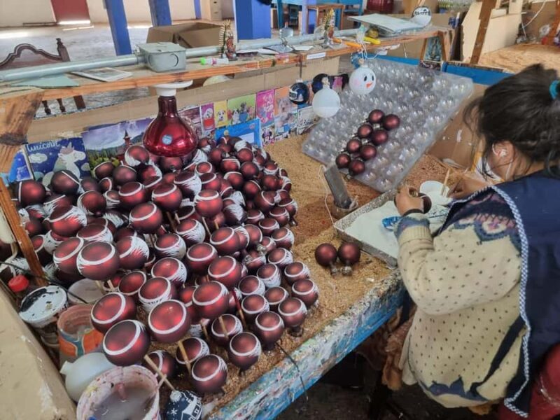 From Querétaro: Tlalpujahua Christmas Shopping Tour - A Deep Dive into the Tlalpujahua Christmas Shopping Tour