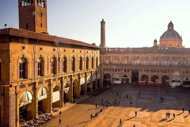 From Ravenna: Day trip to Bologna - An In-Depth Look at the Ravenna to Bologna Day Trip