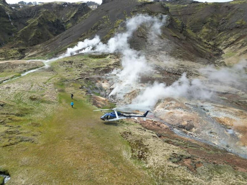 From Reykjavik: Fire And Ice Helicopter Tour with 2 Landings - Fly Over the Tectonic Plates and Þingvellir