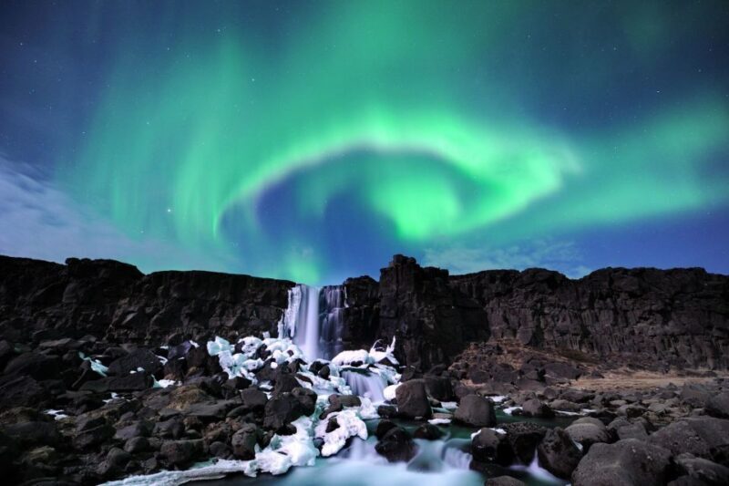 From Reykjavik: Golden Circle and Northern Lights Combo - Visiting the Golden Circle: A Classic Icelandic Day