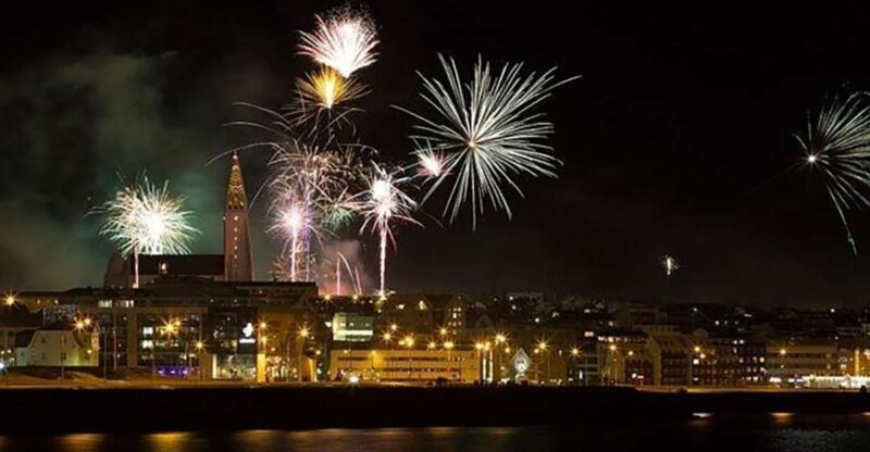 From Reykjavik: New Years Fireworks by Boat - From Reykjavik: New Years Fireworks by Boat — A Unique Way to Ring in the Year