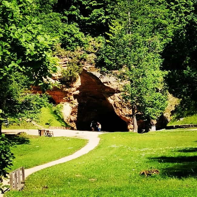 From Riga: Cesis and Sigulda Day Trip with Hotel Transfers - Discover Latvia’s Treasured Towns: Cesis and Sigulda Day Trip from Riga
