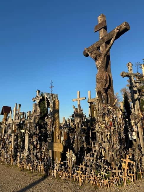 From Riga: Trip to the Hill of Crosses and Pearls of Jelgava - Key Points