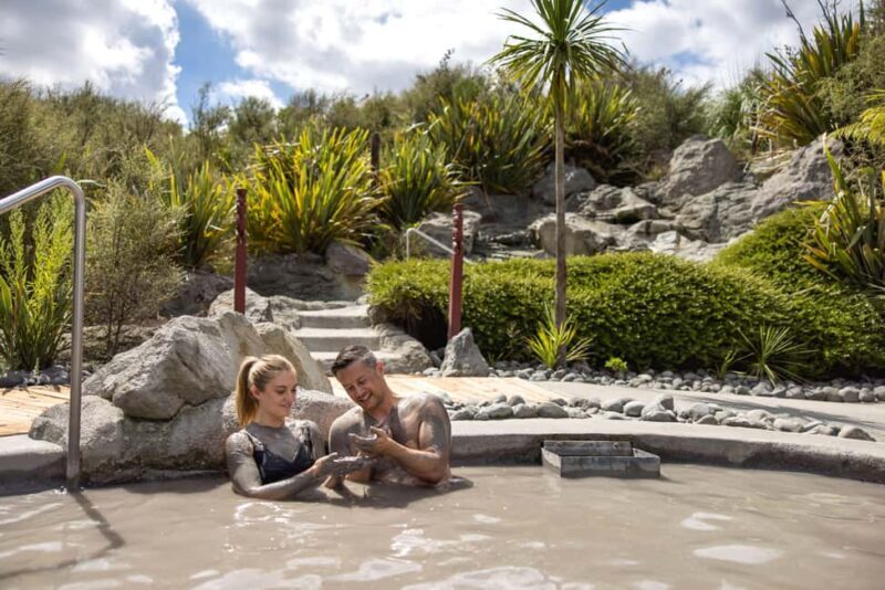 From Rotorua: HELL's GATE Geothermal MUD BATH Half Day Tour - The Optional Lunch and Return Journey