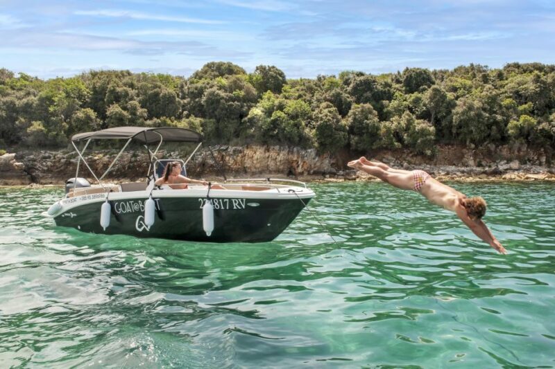 From Rovinj: Sea Caves & Sandy Levan Island Speedboat Tour - Levan Island: Sandy Beaches and Water Fun