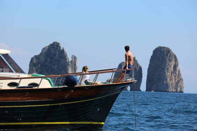 From Salerno: Small Group Li Galli Islands and Capri Boat Tour - FAQ