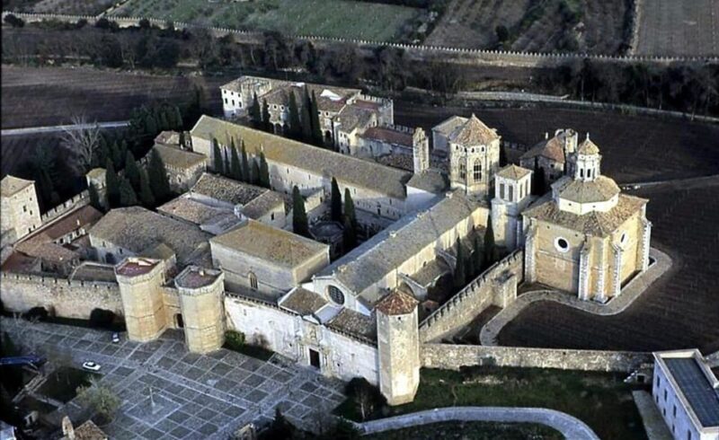 From Salou: Tour Poblet, Wines & Sitges - Practical Details and Value