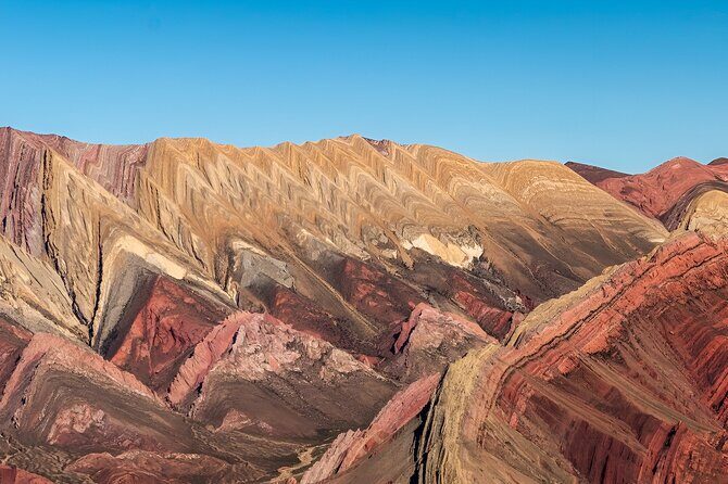 From Salta: Serranías del Hornocal and the hill of 14 colors - Key Points