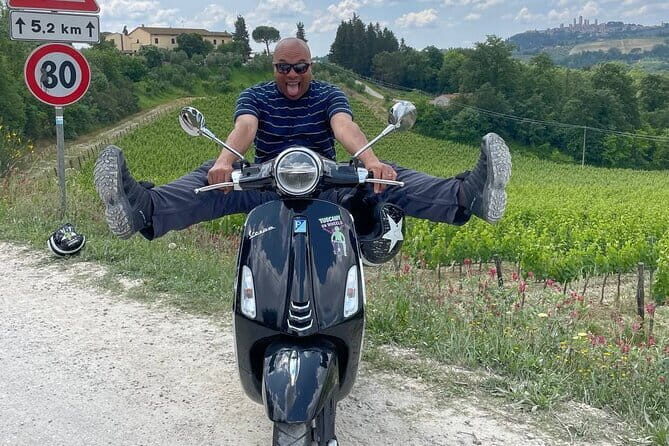 From San Gimignano: Tuscany Vespa Tour with Lunch & Wine Tasting - The Highlight: San Gimignano and the Winery Stop