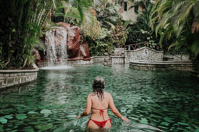 From San José: Arenal Volcano and Hot Springs - Key Points