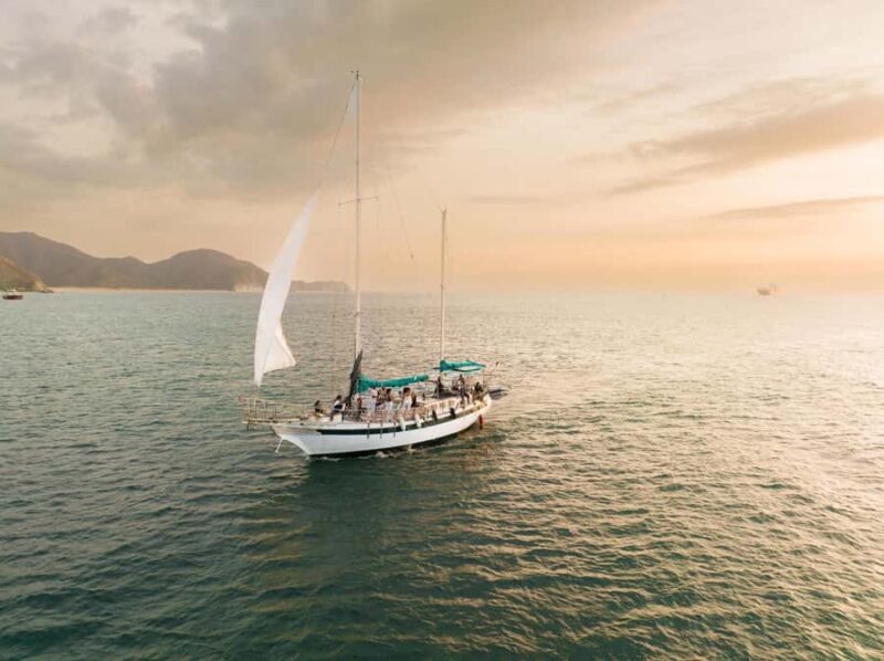From Santa Marta: Sunset Sailboat Tour with 2 Beverages - In-Depth Review of the Santa Marta Sunset Sailboat Tour