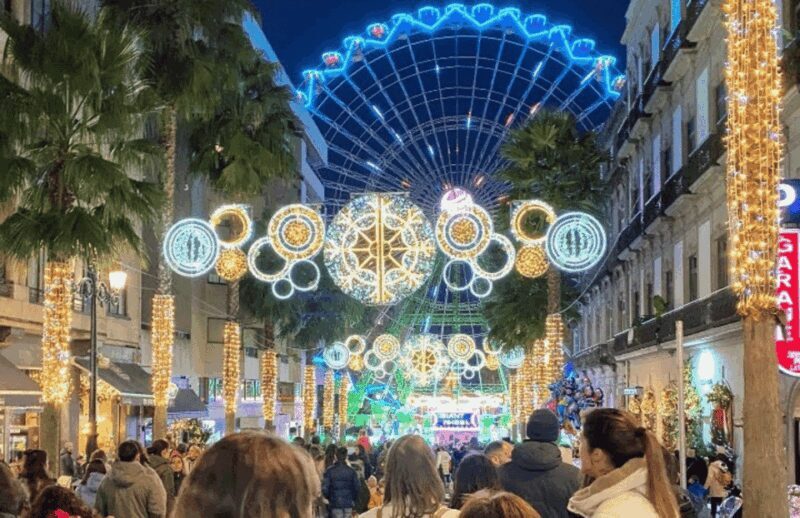 From Santiago: Christmas Lights of Vigo And Pontevedra - The Pontevedra Experience: Historic Charm and Festive Markets