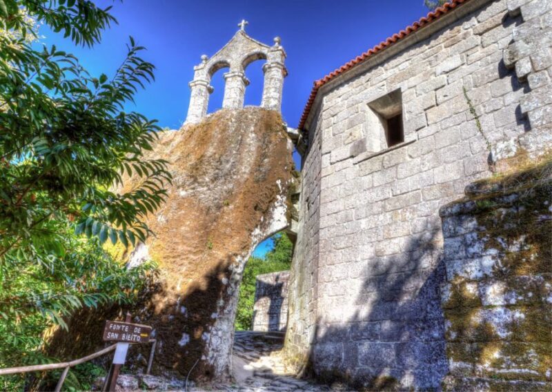 From Santiago: Ribeira Sacra History & Art Trip with Cruise - Key Points