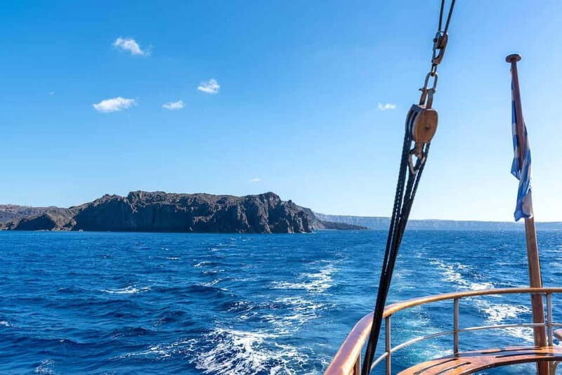 From Santorini: Volcano Cruise With Oia Sunset - Nea Kameni: The Active Volcano