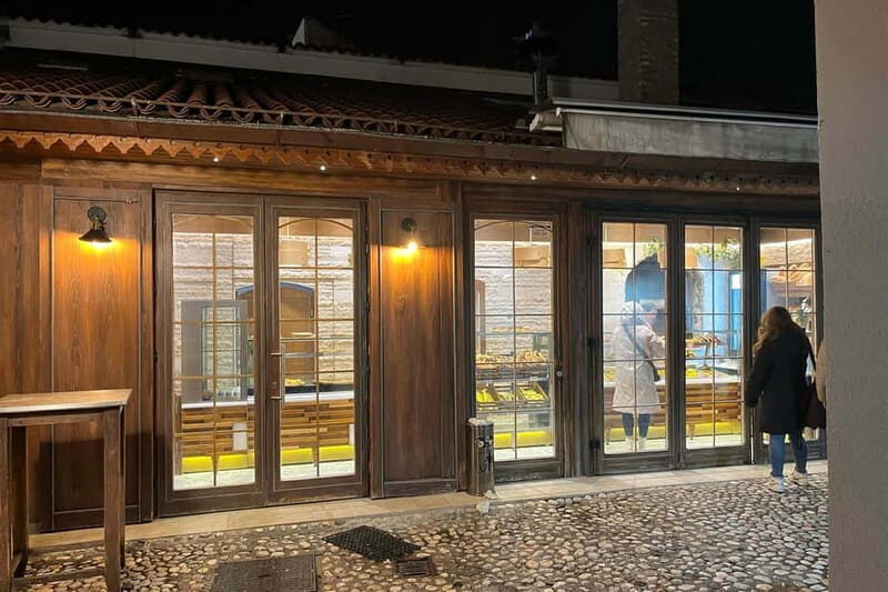 From Sarajevo to Umoljan, Bilici Lake & Bosnian Food Tasting - Key Points