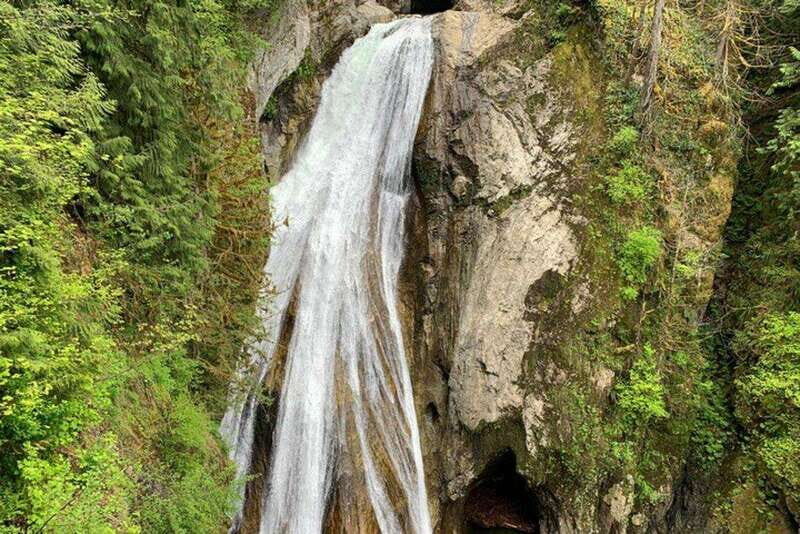 From Seattle: Pacific Northwest Waterfalls & Hiking Tour - From Seattle: Pacific Northwest Waterfalls & Hiking Tour — A Detailed Review