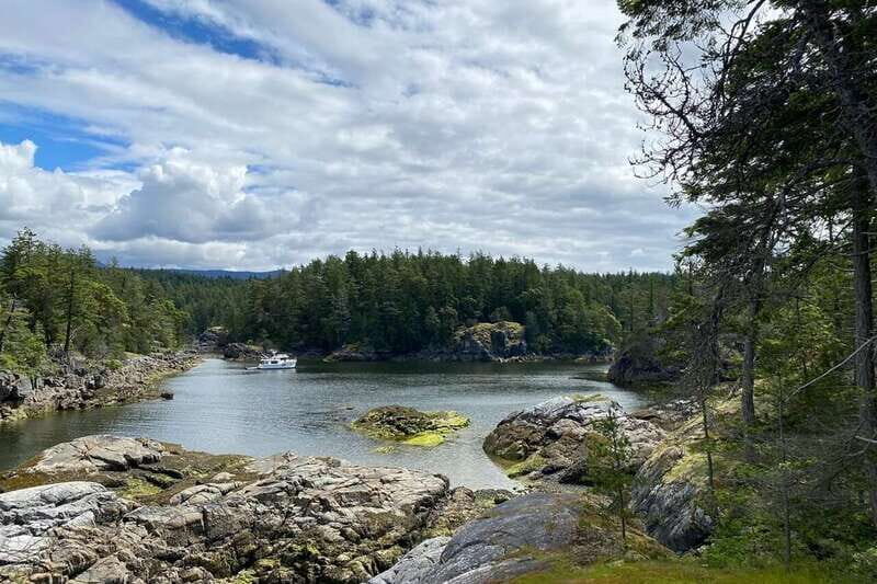 From Sechelt or Langdale: Sunshine Coast Tour and Hike - Exploring the Sunshine Coast in Depth