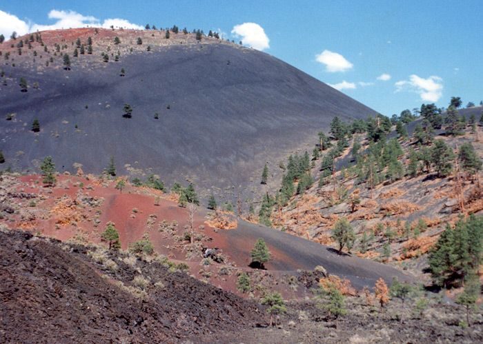 From Sedona or Flagstaff: Ruins & Volcanoes Small-Group Tour - Sunset Crater Volcano: A Living Lava Field