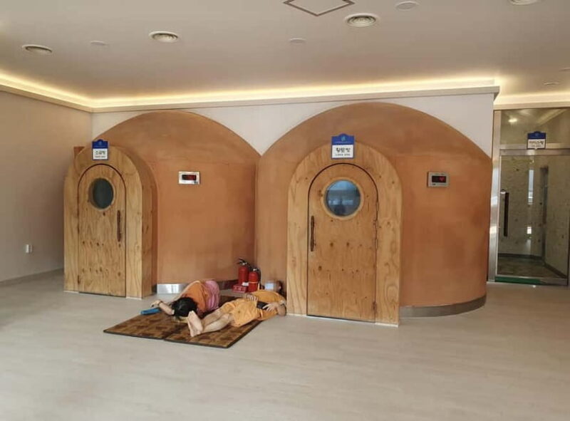 From Seoul: Romantic Winter Wonderland Tour - Relaxing at Sinbuk Spa Resort: A Warm End to Your Winter Day