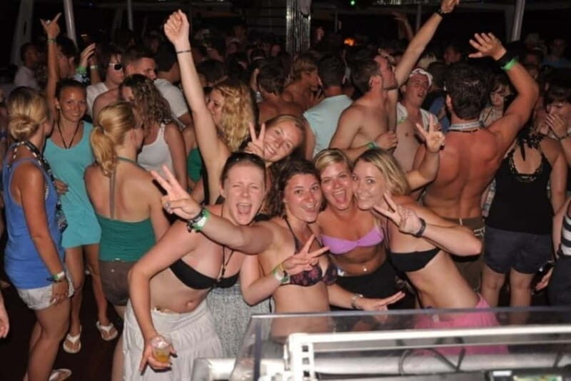 From Side/Alanya: StarCraft Luxury Day or Night Disco Cruise - The Sum Up: Who Should Book This?