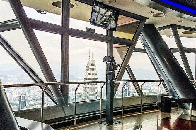 From Singapore: Private Kuala Lumpur / Malacca tour + SKY DINING - What Travelers Love About This Tour