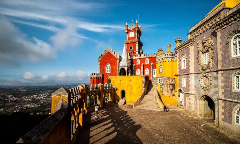 From Sintra: Pena Palace Guided Tour - Who Should Consider This Tour?