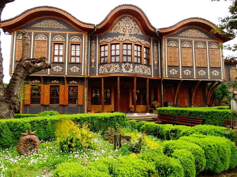 From Sofia: Plovdiv with audio guide + free pick-up - Who Should Consider This Tour?