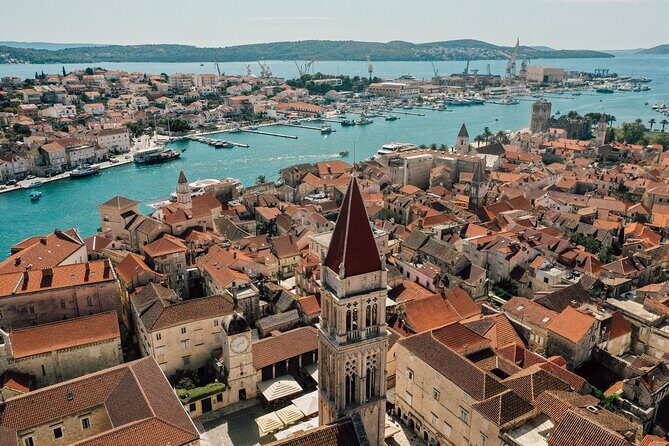 From Split: Blue Lagoon and 3 Islands Speedboat Tour - Group Dynamics and Boat Experience
