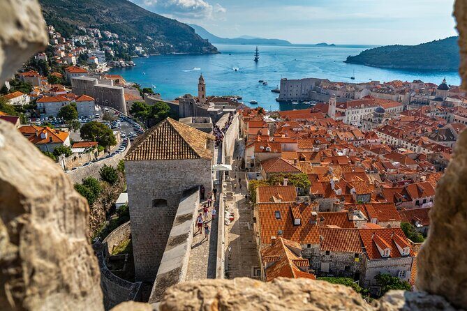 From Split: Dubrovnik Private Tour - Local Food with Wine Tasting - A Deep Dive Into the Dubrovnik Day Trip from Split