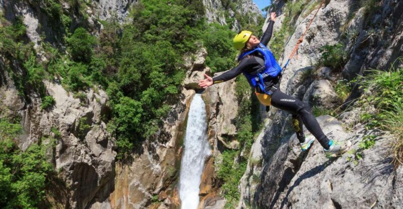 From Split or Zadvarje: Extreme Canyoning on Cetina River - The Hike to the Canyon’s Bottom