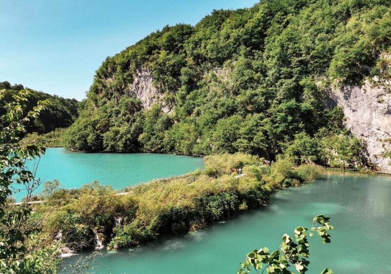 From Split: Plitvice Lakes Private Tour with free Dessert - FAQ