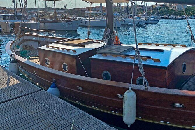 From Stintino: sailing trip to Asinara - Key Points