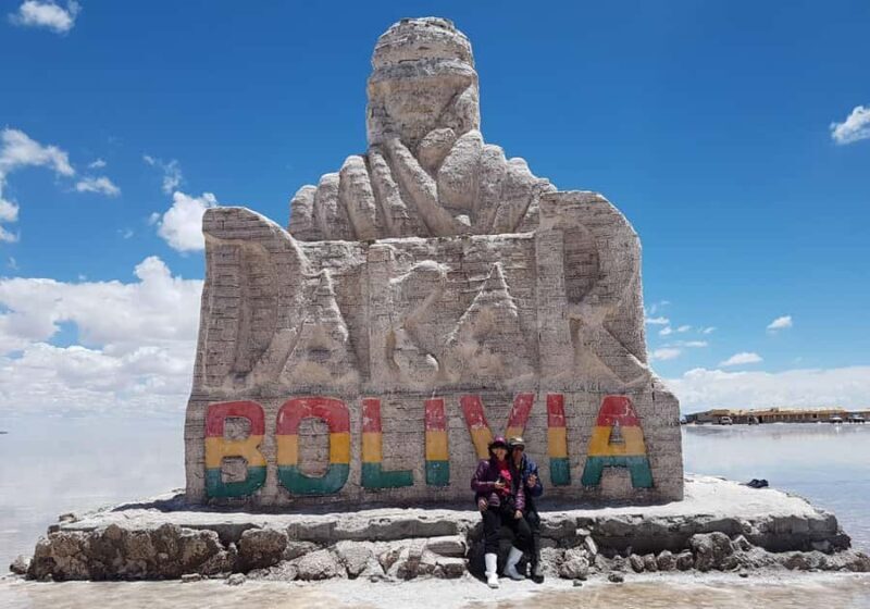 From Sucre: Discover the Salar de Uyuni on a 2-Day Adventure - Exploring the Salar de Uyuni from Sucre: What this tour really offers