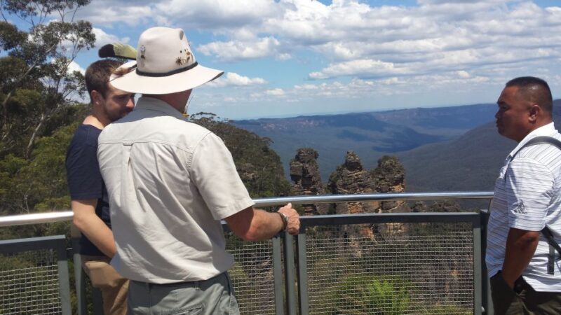 From Sydney: Blue Mountains Bushwalks & Featherdale Tour - Iconic Views at Echo Point and the Three Sisters