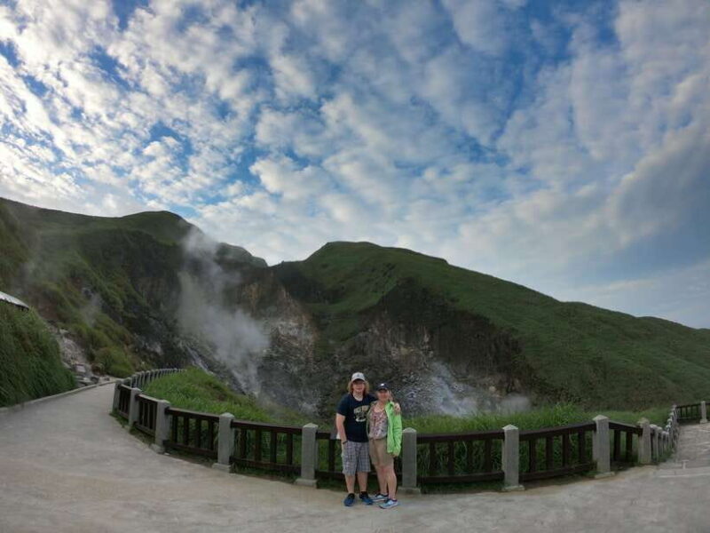 From Taipei: Private Yangmingshan Volcano and Nature Tour - Key Points