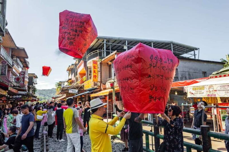From Taipei: Shifen, Jiufen, and Yehliu Guided Day Trip - The Practical Stuff