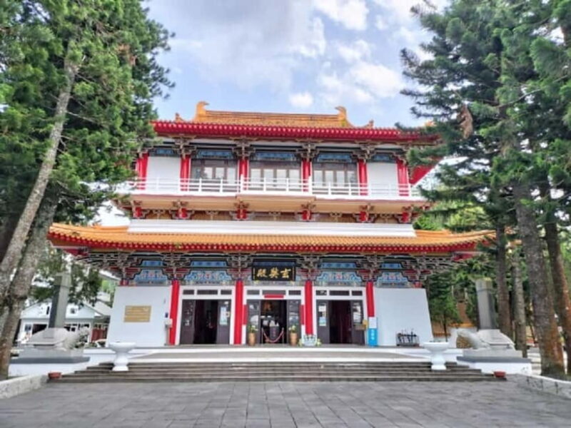 From Taipei: Sun Moon Lake, Temples and Tea Factory Day Trip - Who Should Consider This Tour?