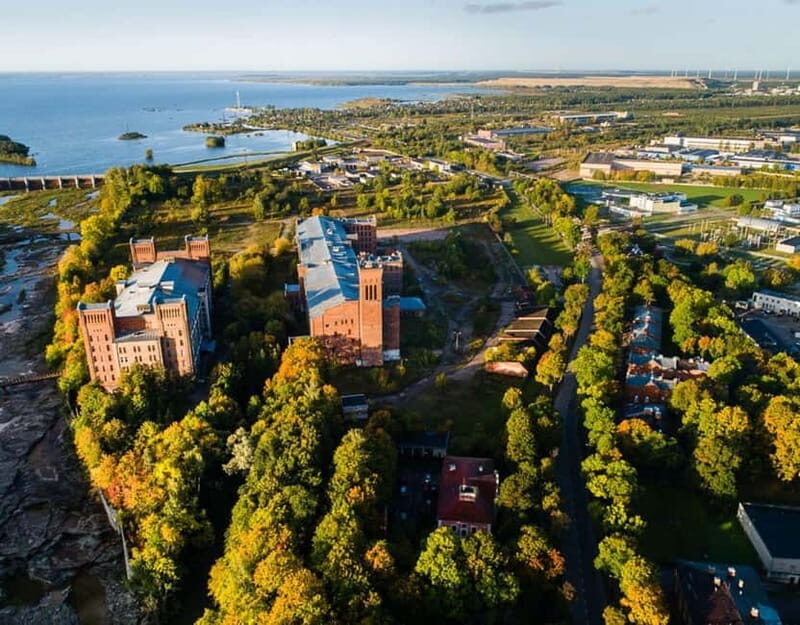 From Tallinn: Narva and "A View of Russia" Day Trip - Key Points